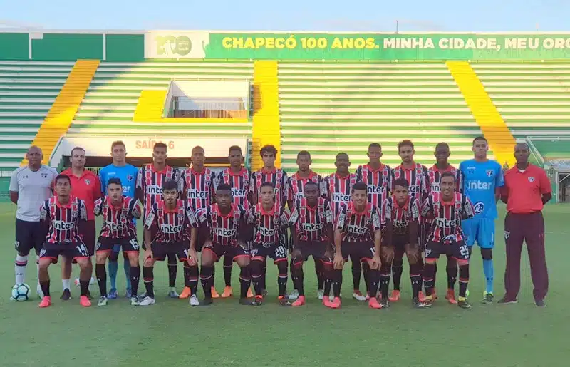 Sub-20 se dá bem em Chapecó