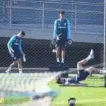 Jogadores do Grêmio em treinamento ontem