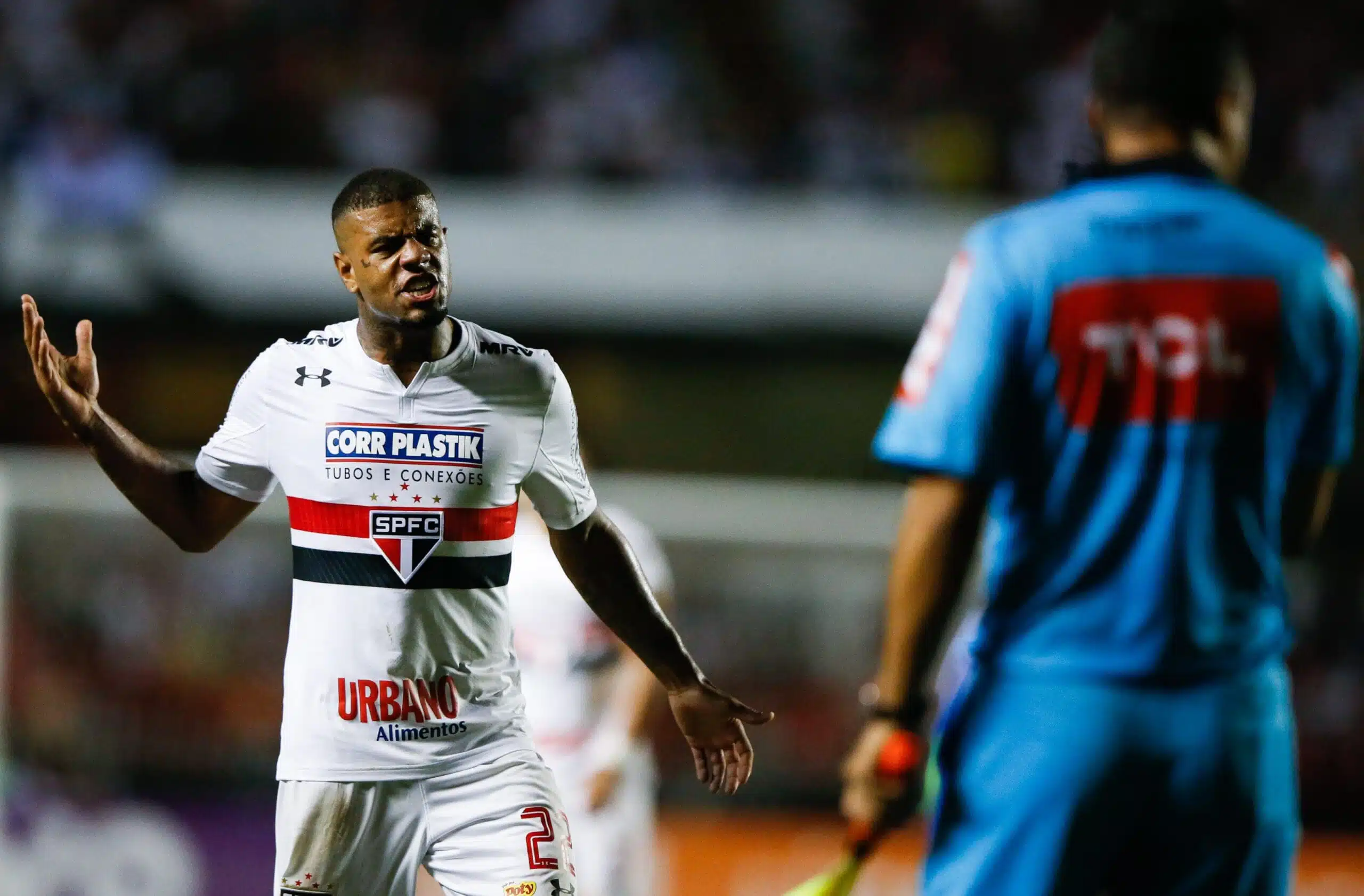 Júnior Tavares retornou recentemente ao São Paulo após jogar um período em Portugal
