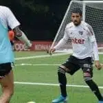 Rojas treinou com preparados físicos na reapresentação do São Paulo de hoje