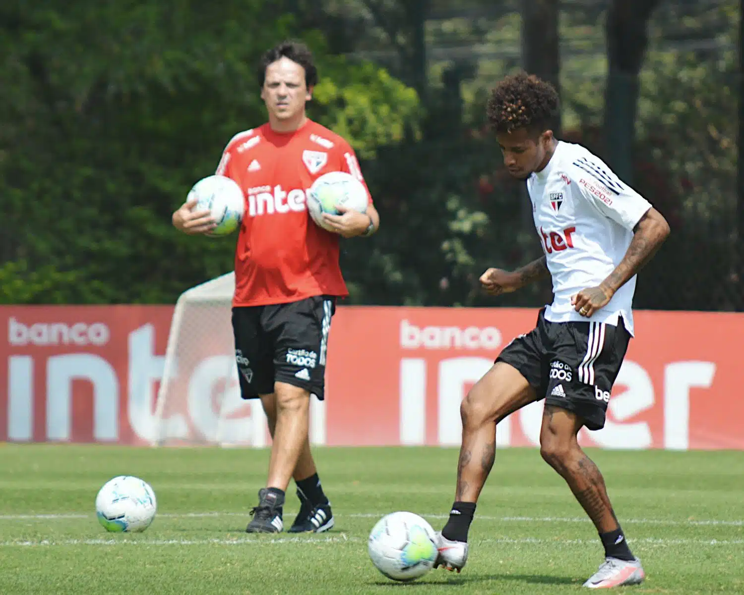 São Paulo treina com foco no clássico contra o Santos pelo Brasileirão 2020