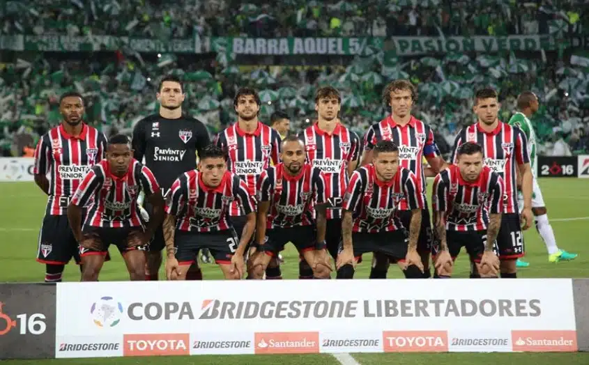 Time do São Paulo que enfrentou o Atlético Nacional na Libertadores de 2016
