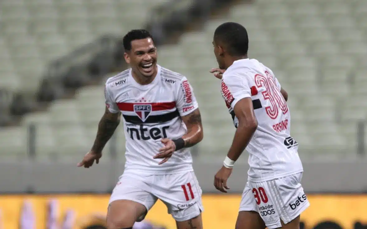 Brenner e Luciano marcaram os gols do SPFC contra o Fortaleza