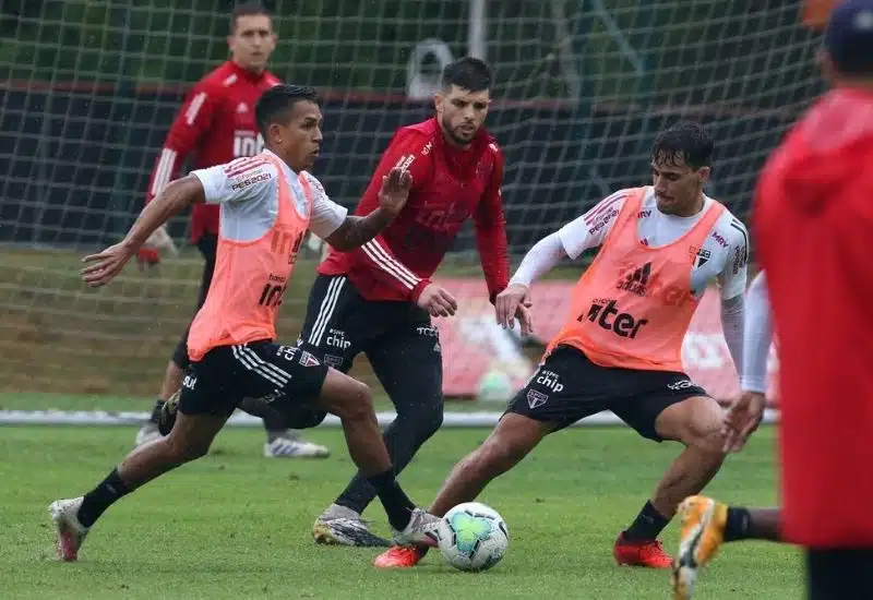 Igor Vinícius foi relacionado para o jogo contra o Flamengo