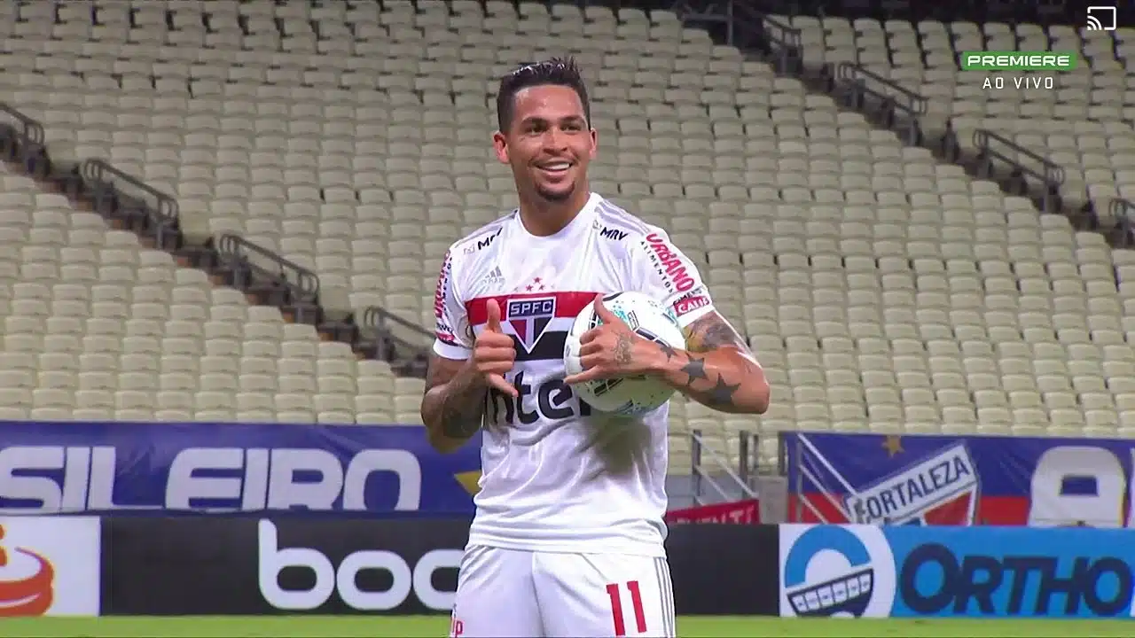 Luciano marcou dois gols na vitória do SPFC sobre o Fortaleza