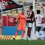 São Paulo e Flamengo se enfrentam hoje pela Copa do Brasil
