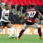 O São Paulo venceu o Flamengo por 4x1 no Maracanã