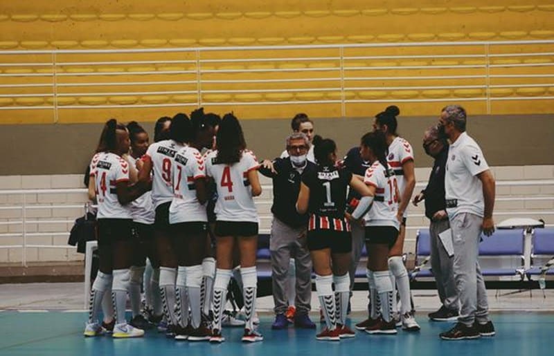 São Paulo/Barueri recebe o Praia Clube pela Superliga Feminina de Vôlei