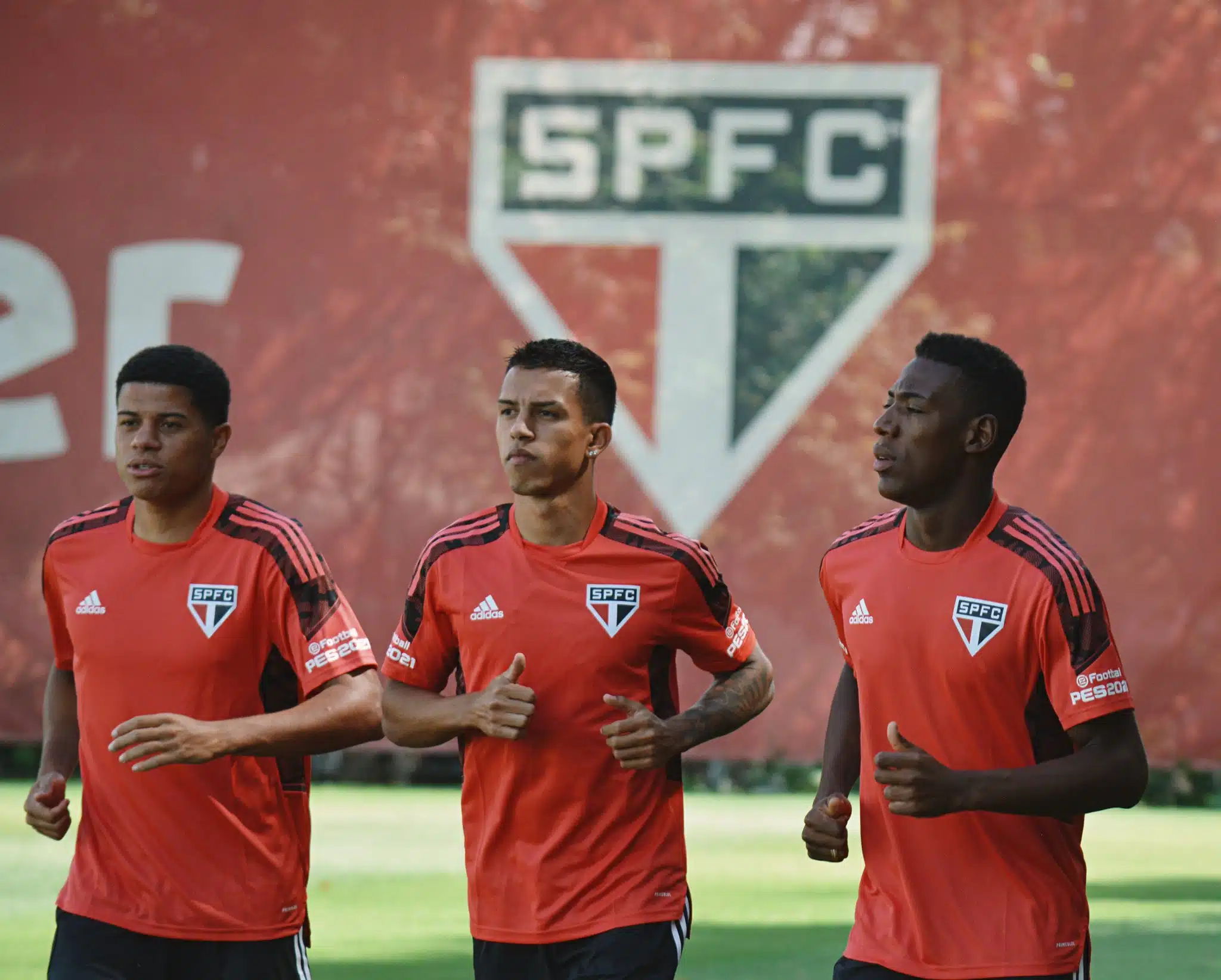 São Paulo estreou novo uniforme de treino