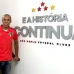 Miranda: "Marca expressiva (300 jogos), mas o importante é seguir ajudando o São Paulo"