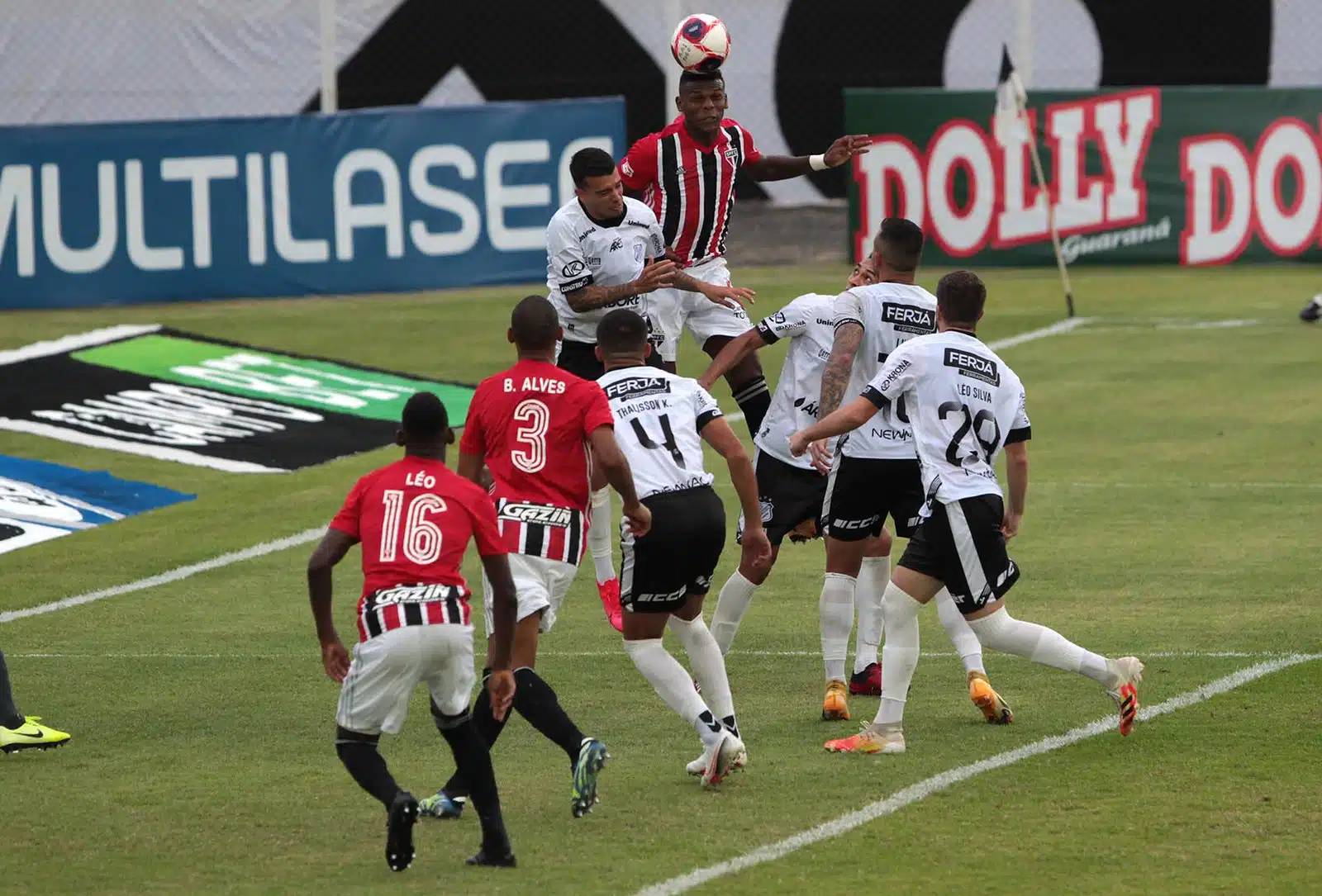 O São Paulo tem desfalques importantes para o jogo contra o Novorizontino