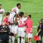 O São Paulo venceu o Santos por 4x0 no Morumbi