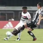 São Paulo e Santos se enfrentam no Morumbi pelo Paulistão