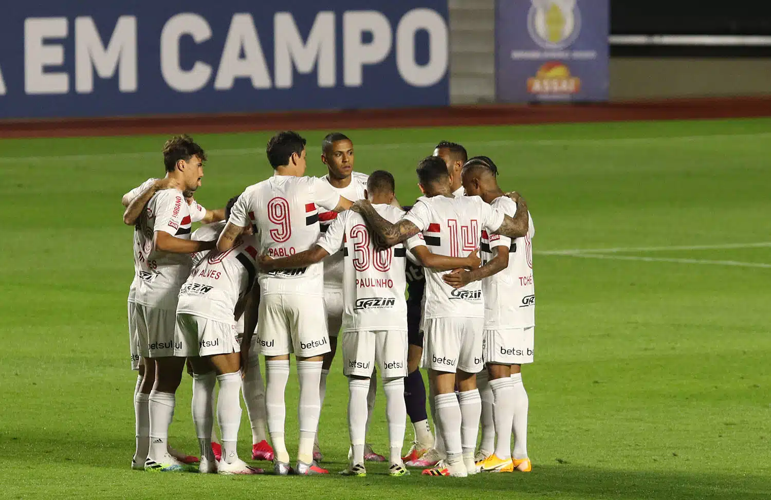 Jogadores do São Paulo podem receber valores dos direitos de imagem nesta terça