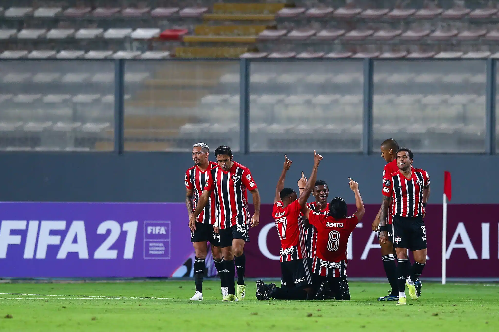 São Paulo lidera grupo E da Libertadores. Veja a classificação