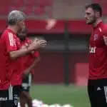 Lucas Perri deve ser titular do São Paulo contra o Guarani