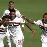 São Paulo vence mais uma e se garante nas quartas de final do Paulistão