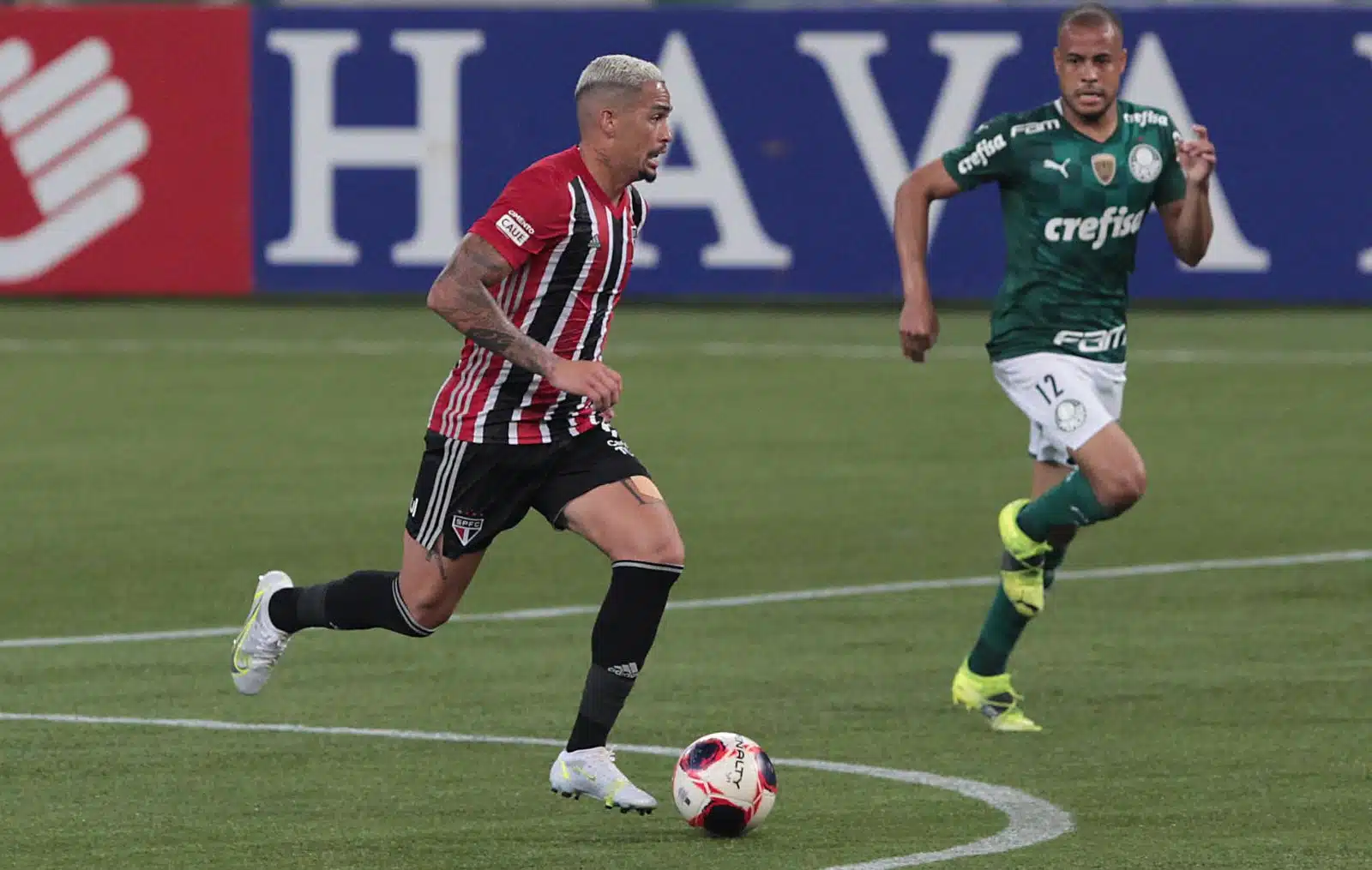 Veja a publicação de alguns jogadores do São Paulo após a vitória sobre o Palmeiras no Paulistão