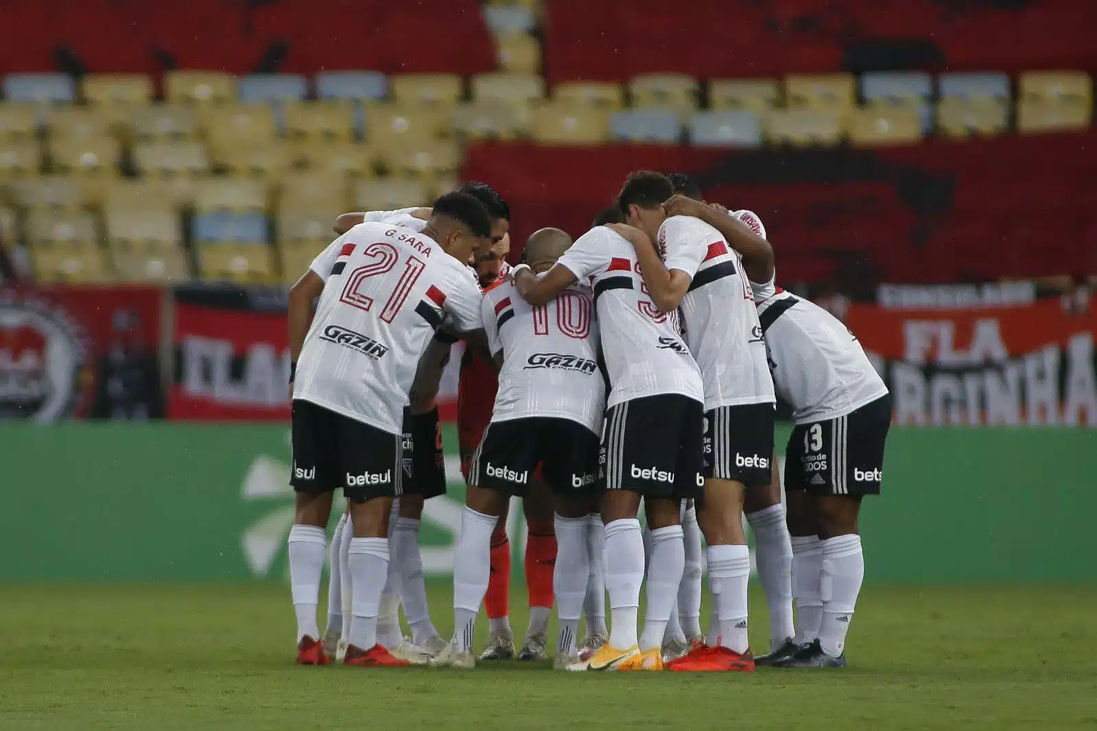 "O SPFC é um adversário para ficar de olho", afirma jogador do Flamengo