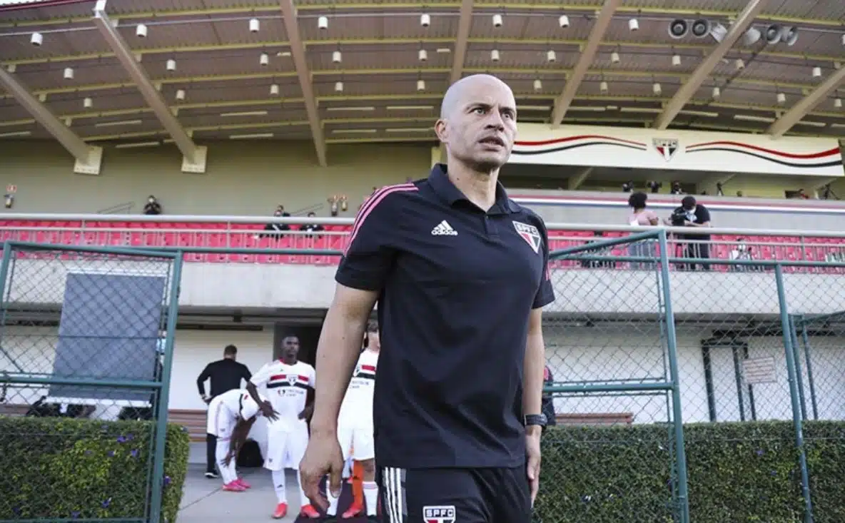 Em busca da primeira vitória no Paulistão, São Paulo recebe Flamengo de Guarulhos