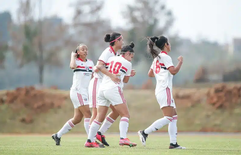 São Paulo vence o Fluminense e se garante na semifinal do BR Feminino Sub-18