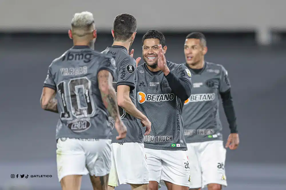 Atlético-MG divulga lista de relacionados para jogo contra o São Paulo