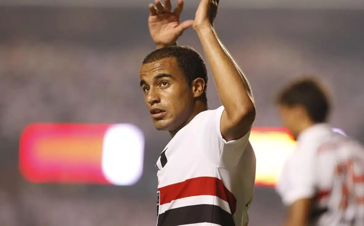 Lucas Moura reafirma o desejo de voltar ao São Paulo nos próximos anos