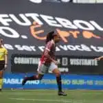 São Paulo vence o Corinthians fora e tem boa vantagem em busca do título Sub-18