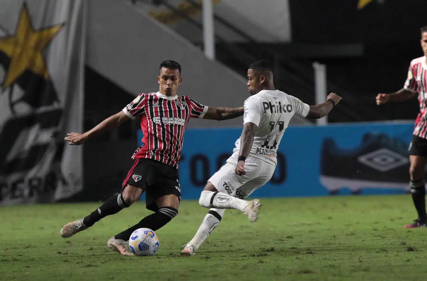 São Paulo não terá lateral-direito para o clássico San-São; confira os relacionados do Tricolor