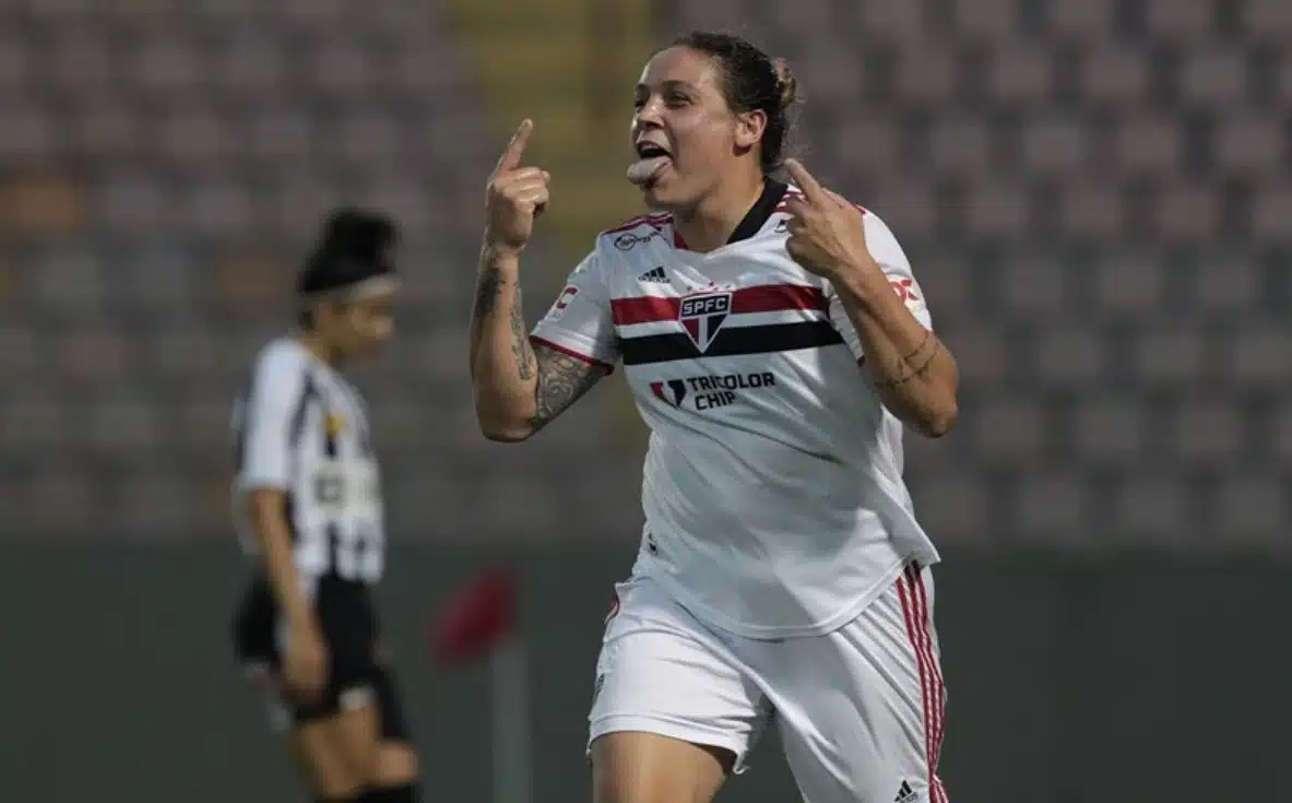 Glaucia tem lesão confirmada e é desfalque na final da Brasil Ladies Cup