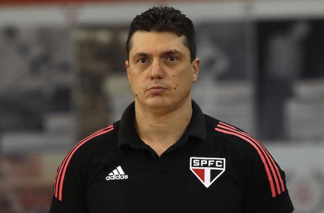 Basquete Tricolor encara o Flamengo em duelo decisivo no NBB