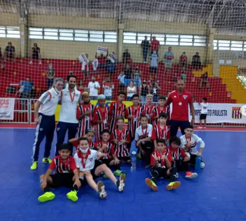 Futsal inicia preparação para o Paulistão de categorias inferiores.