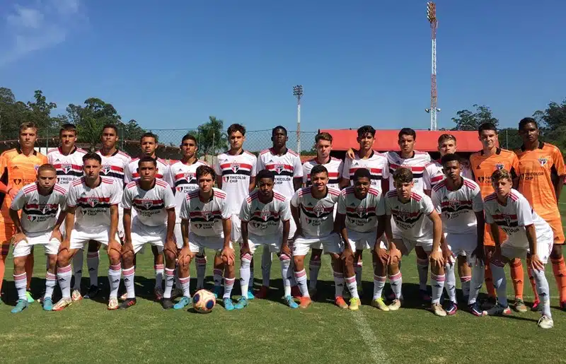 São Paulo vence o RB Brasil, em Cotia