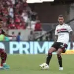 Diego Costa renova com o São Paulo