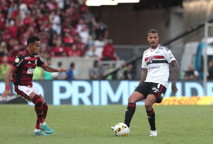 São Paulo termina com 6 amarelos contra o Flamengo | Veja as estatísticas