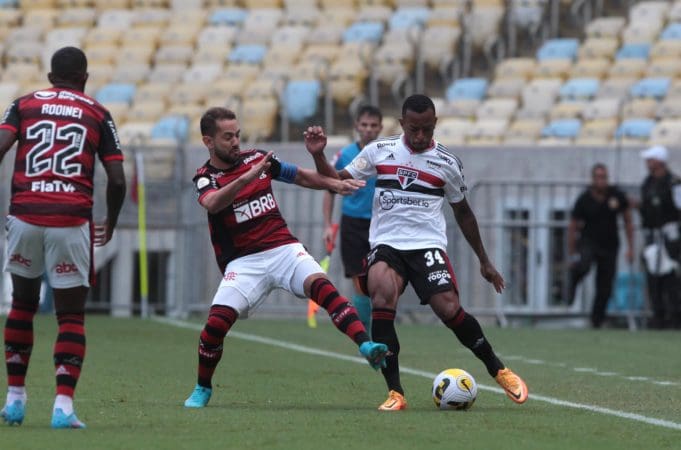 Reveja os principais lances de Flamengo 3x1 São Paulo | Brasileirão 2022