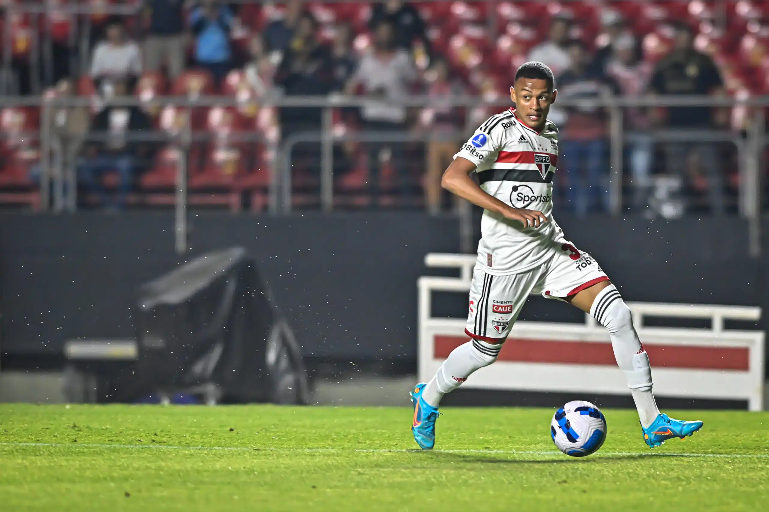'Novo Expressinho' com gol de Caio vence o Ayacucho no Morumbi