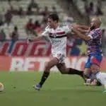 Com bela assistência contra o Fortaleza, Igor Gomes foi eleito o Melhor em Campo | Pesquisa AT