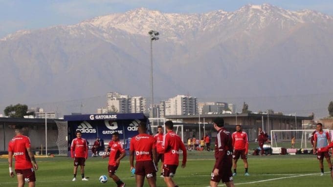 Veja como foi o treino do São Paulo no Chile em preparação para jogo da Sul-Americana