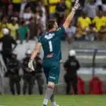 Goleiro do São Paulo desperta interesse de clubes da série A