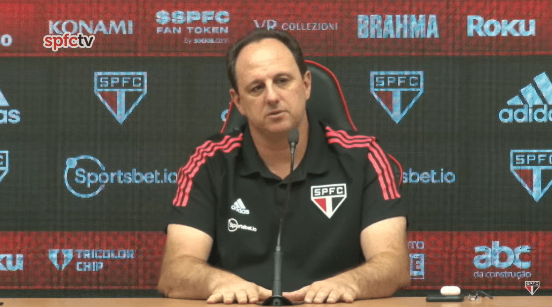 Time misto contra o Flamengo e mais 4 conclusões que podemos tirar da coletiva de Ceni