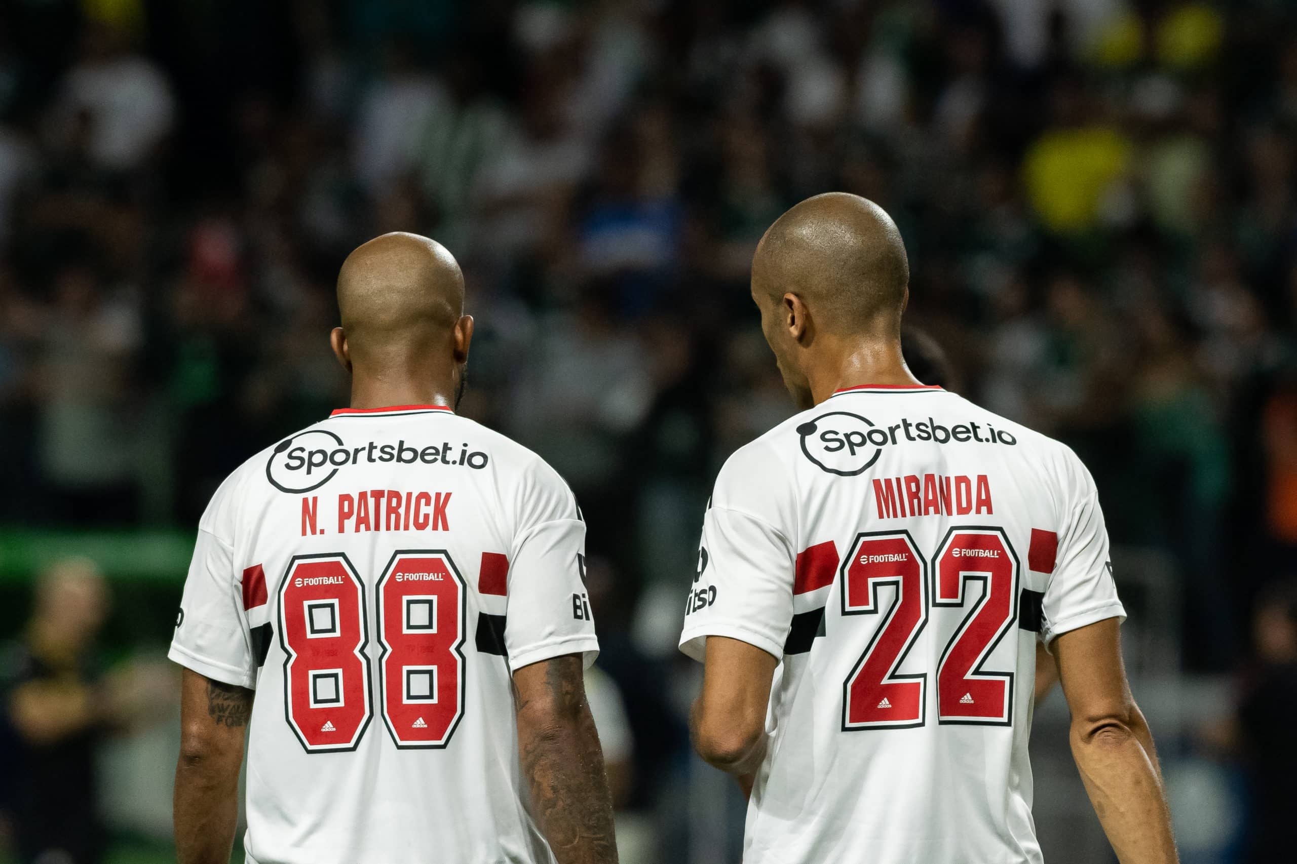 São Paulo bate Palmeiras nos pênaltis e se classifica na Copa do Brasil - Miranda e Patrick
