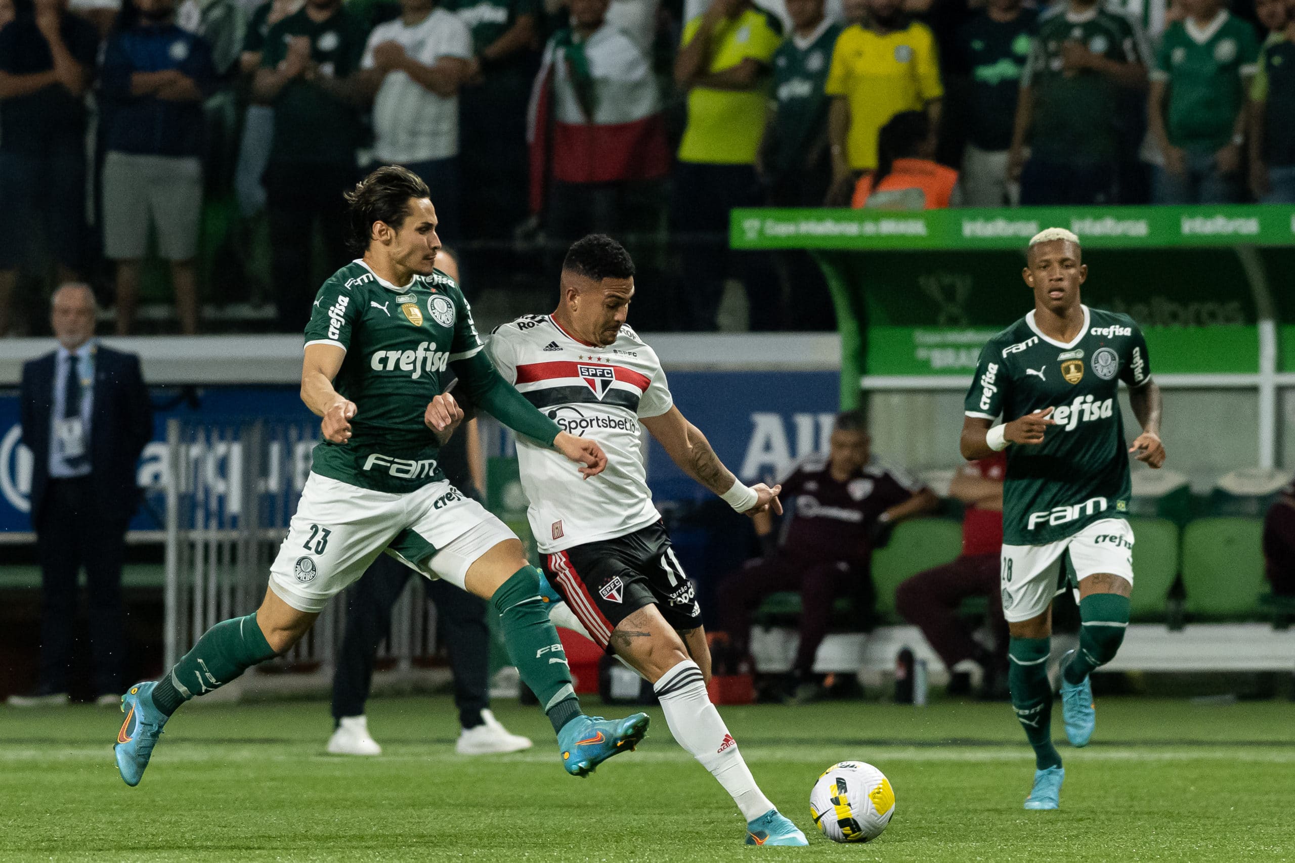 São Paulo bate Palmeiras nos pênaltis e se classifica na Copa do Brasil - Luciano
