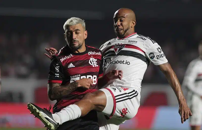 Patrick contra o Flamengo