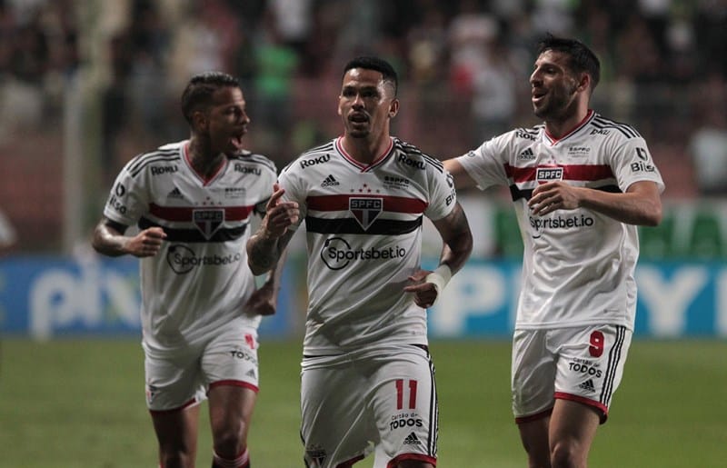 Tricolor escalado para o confronto contra o Flamengo; confira