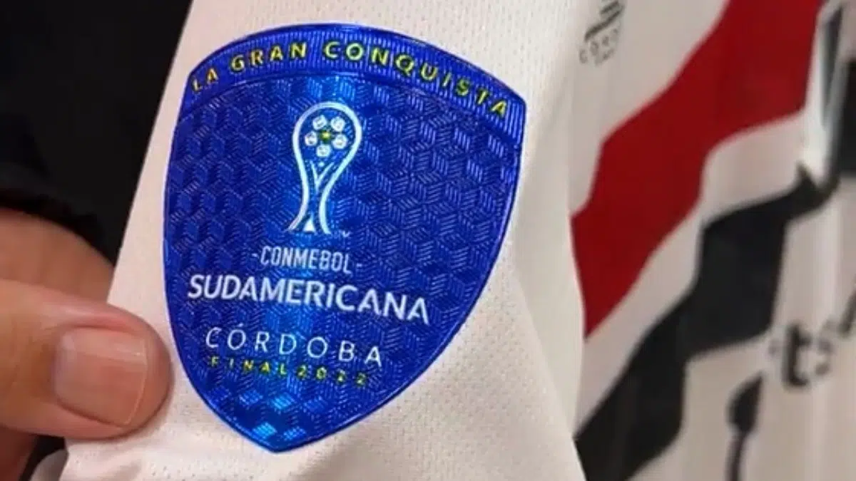 Veja foto da camisa que o São Paulo usará na final da Sul-Americana