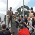 Estátua do Mestre Telê Santana é inaugurada no Morumbi; veja imagens