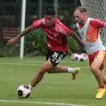 Qual deve ser o time titular do São Paulo que começará a temporada 2023