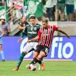 Torcida do Palmeiras protesta após empate com o São Paulo