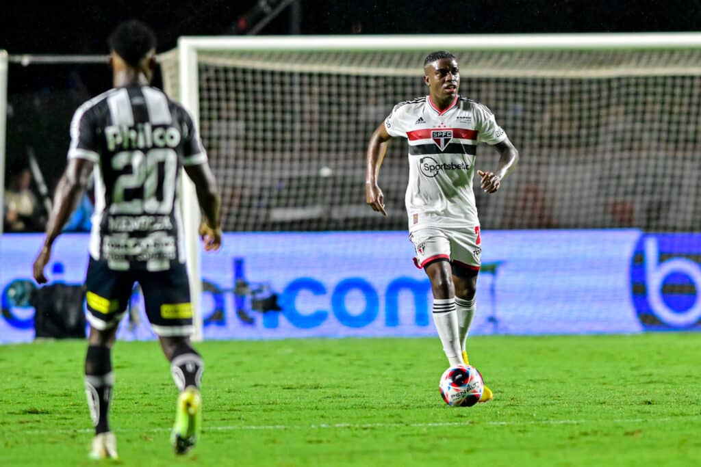 São Paulo vence o Santos no Morumbi por 3 a 1